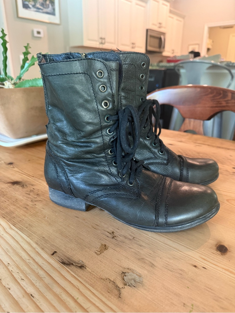 Steve Madden Troopa Boots Leather Lace-Up Combat